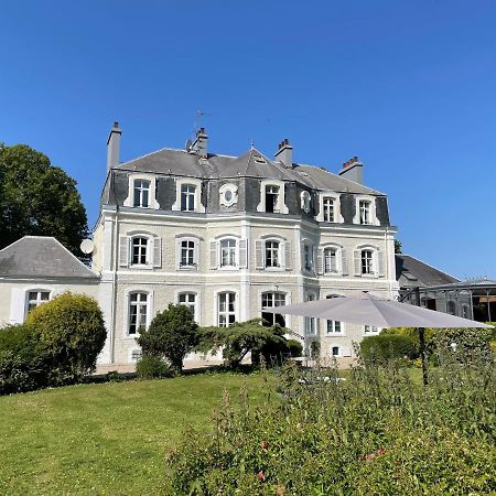 Najeti Hôtel Château Cléry Hesdin-lʼAbbé Exterior foto