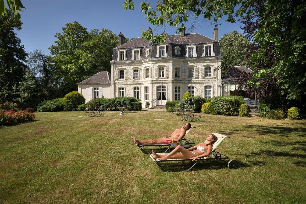 Najeti Hôtel Château Cléry Hesdin-lʼAbbé Exterior foto