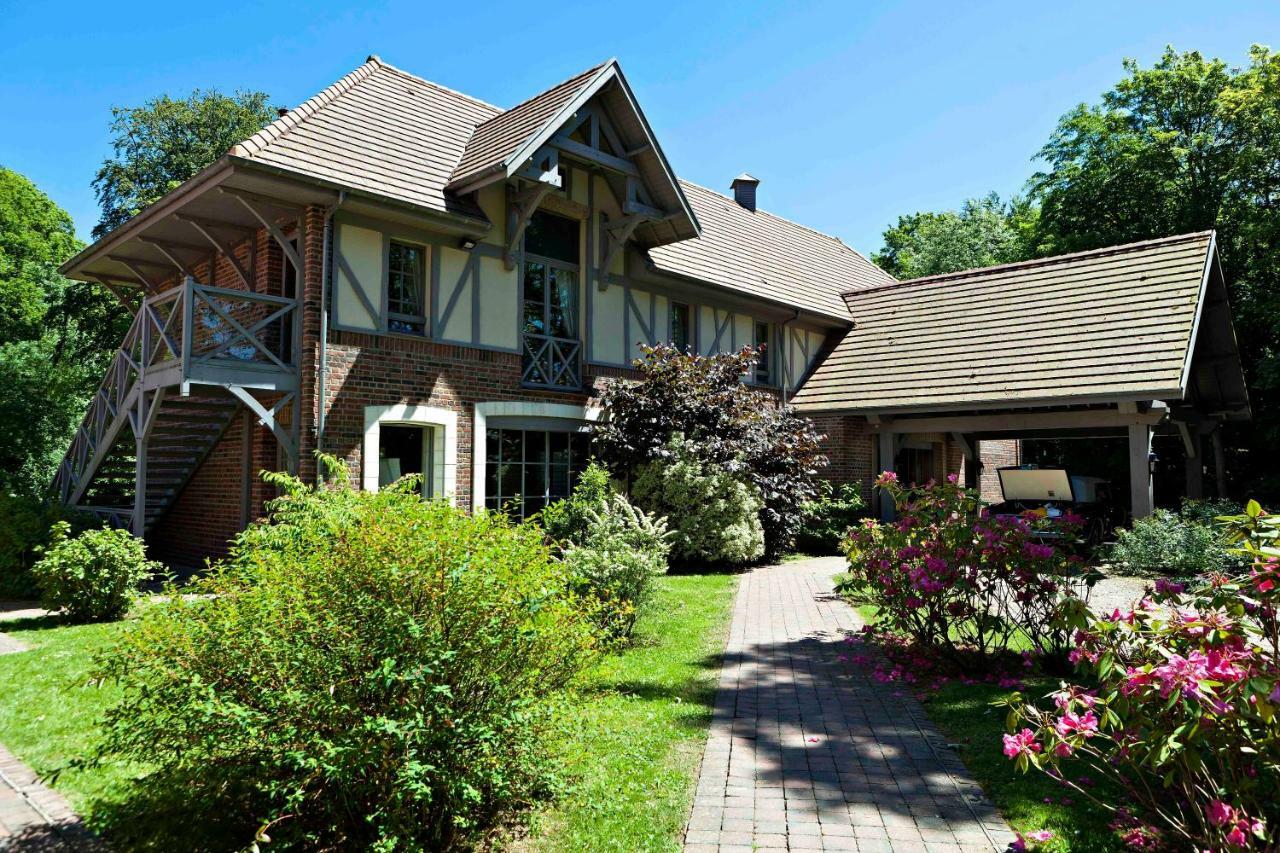 Najeti Hôtel Château Cléry Hesdin-lʼAbbé Exterior foto