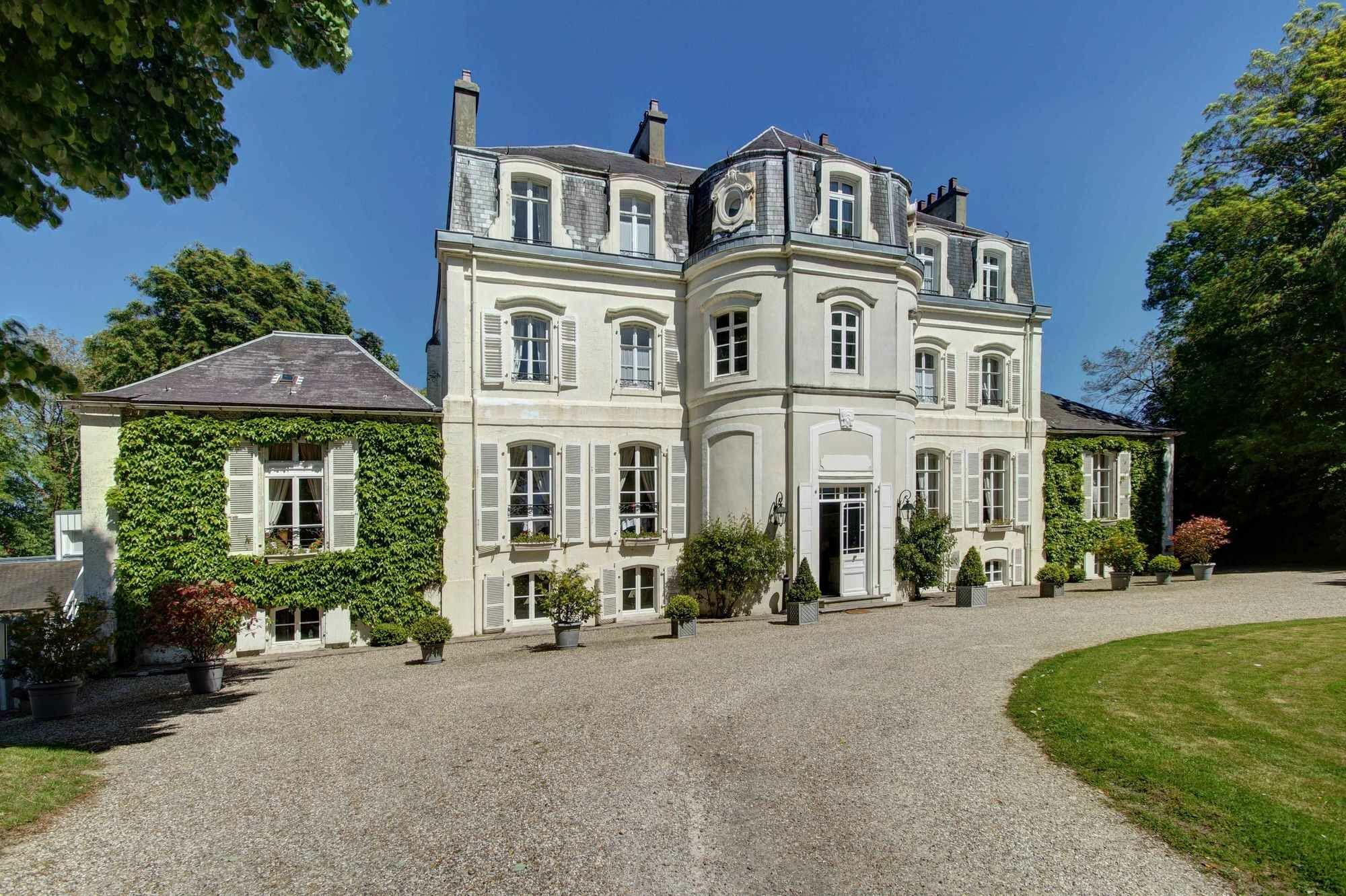 Najeti Hôtel Château Cléry Hesdin-lʼAbbé Exterior foto